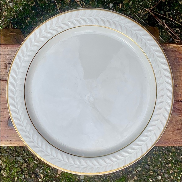 Vintage Discontinued Syracuse Cotillion Laurel Embossed Gold Trim Salad Plate - Picture 2 of 9
